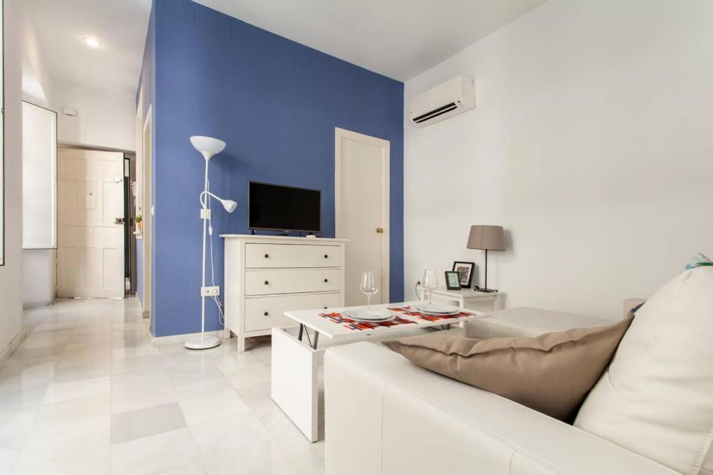 סביליה Hostly Rivero 2B Center-Fibre-Communal Terrace-Parking Optional-Cless מראה חיצוני תמונה